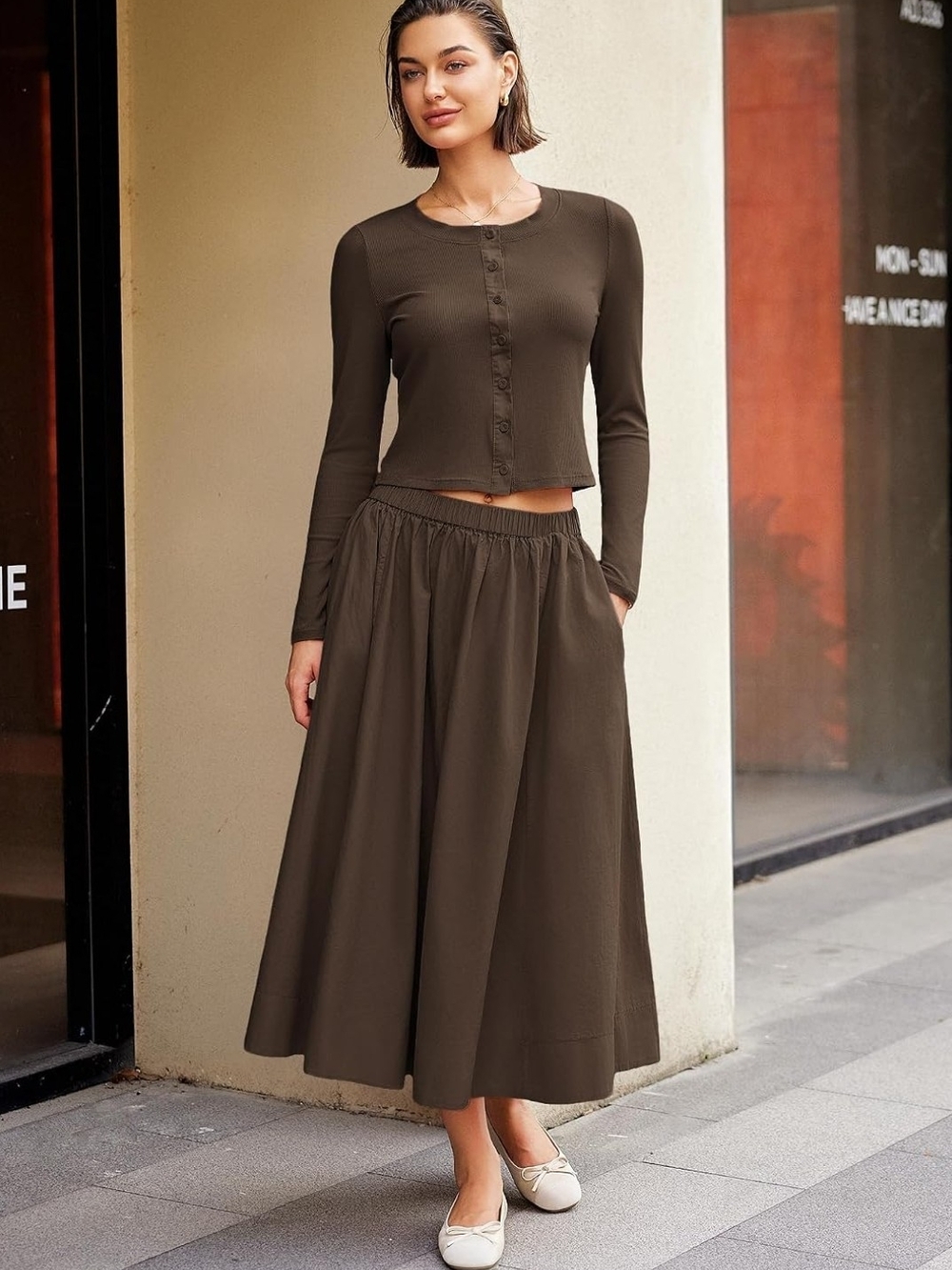 NWT 2X Women's Chocolate Brown Skirt/Ling sleeve Set